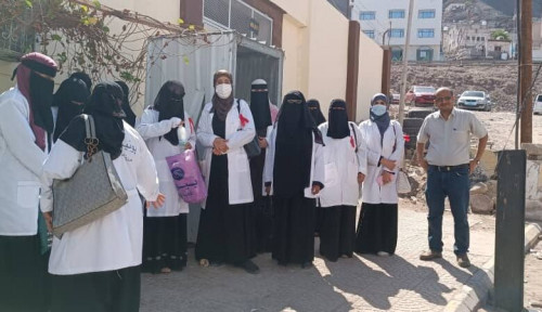أطباء مستشفى الصداقة يعلقون الإضراب عقب تدخل محافظ العاصمة عدن