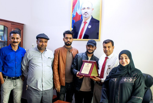 الأمانة العامة تلتقي بمؤسسة شباب عدن الواعد وتحتفي بتكريمها للدكتور عبدالعزيز علي هادي