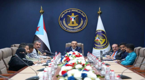 خارجية الانتقالي تحذر من أي لقاءات أو مؤتمرات تستهدف الجنوب وقضيته الوطنية