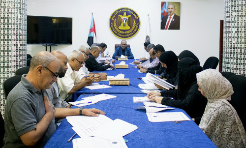 الأمانة العامة بالانتقالي الجنوبي تعقد اجتماعها الدوري وتناقش تقريري المشهد السياسي وأداء دائرة المرأة والطفل