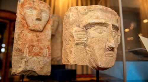أمريكا تعيد لليمن 77 قطعة أثرية منهوبة    