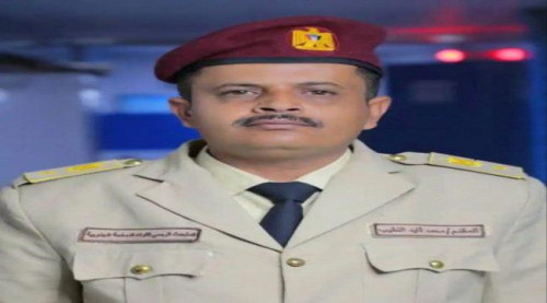 النقيب يكشف حقيقة إغلاق المنطقة الرئاسية في المعاشيق