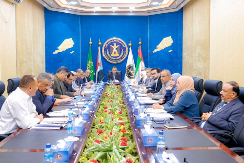 رئاسة الانتقالي تُوصي بتشكيل فريق تفاوضي يُمثل قضية شعب الجنوب