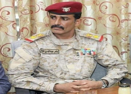 سياسي يمني يكشف سبب استقالة أركان المنطقة العسكرية الأولى من منصبه