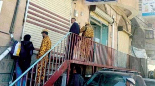 حملة ابتزاز وجبايات حوثية تستهدف 45 منشأة دوائية