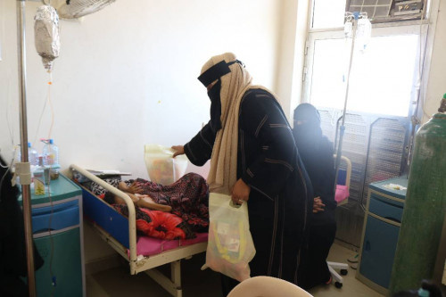 الأمانة العامة بالمجلس الانتقالي  تتفقد قسم الأورام السرطانية في مستشفى الصداقة بالعاصمة عدن
