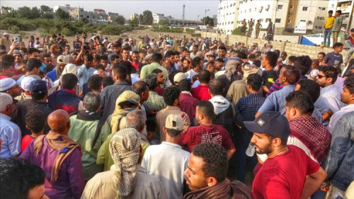 بموكب جنائزي مهيب.. تشييع جثمان القاضي "فهيم الحضرمي" بالعاصمة عدن