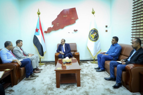 اللواء بن بريك يستقبل رئيس بعثة اللجنة الدولية للصليب الأحمر بالعاصمة عدن