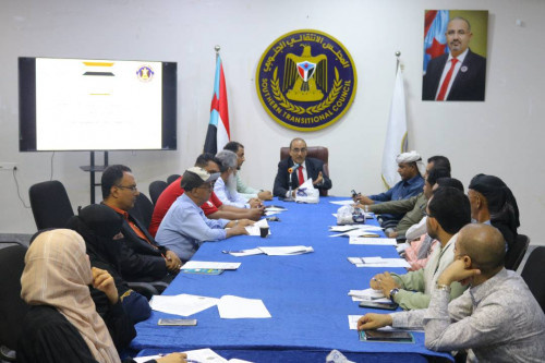 الأمانة العامة بالانتقالي تعقد لقاءً موسعاً للإدارات القانونية بالمحافظات واتحادات الحقوقيين الجنوبيين