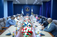 اللواء بن بريك يترأس اجتماعا للجنة الاقتصادية العُليا للمجلس الانتقالي