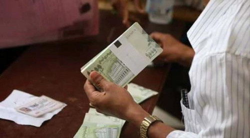 تدشين صرف مرتبات منتسبي وزارة الدفاع عبر شركة عدن للصرافة