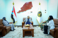 اللواء بن بريك يلتقي أعضاء منتدى المرأة الجنوبية في بريطانيا