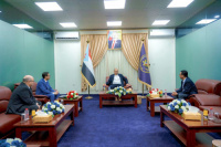 الرئيس الزُبيدي يستقبل قيادات التجمع الديمقراطي الجنوبي "تاج"
