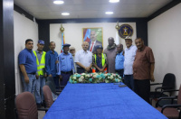 انتقالي العاصمة عدن يُكرم عددا من رجال المرور والمتطوعين لدورهم في تحقيق السلامة المرورية