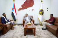 اللواء بن بريك يلتقي الشيخ دليل الصبيحي