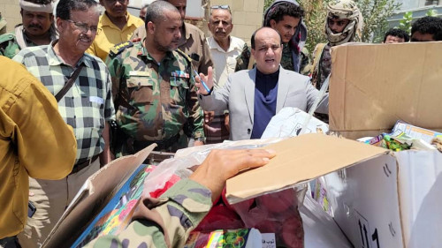 مدير عام دارسعد يتابع عملية ضبط كميات من المواد الكيميائية الخطرة منتهية الصلاحية بدارسعد