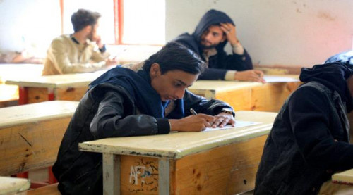 سحب الاعتراف بشهادة الثانوية العامة الصادرة من مناطق الحوثيين