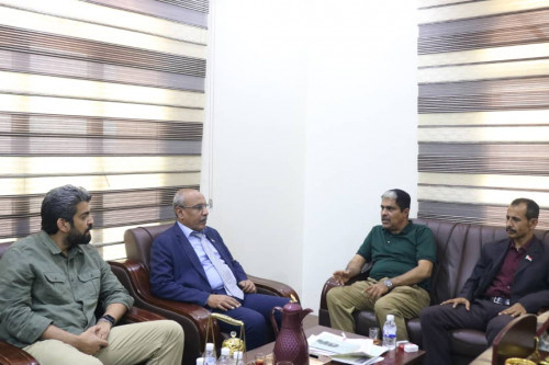 الكثيري والبيض يتفقدا مقر قيادة انتقالي محافظة حضرموت