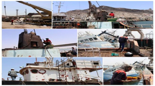 بدء أعمال انتشال السفن الغارقة في ميناء الاصطياد السمكي بالعاصمة عدن