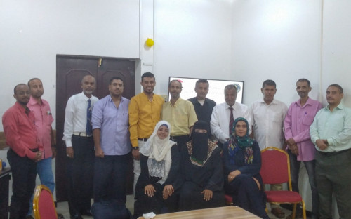 اختتام دورة تدريبية للنقابات العمالية الجنوبية حول مفاهيم النزاع في بيئة العمل بالعاصمة عدن