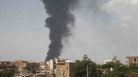لليوم الثاني.. اشتباكات عنيفة في السودان بين الجيش والدعم السريع