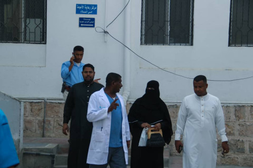 قيادة انتقالي حضرموت تتفقد مستشفى باشراحيل للأمومة والطفولة بالمكلا  