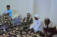 الزبيدي يزور جرحى الاعتداء على فعالية يوم الأرض الجنوبي بسيئون