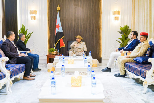 الرئيس الزُبيدي يطّلع على خطط الهيئة الوطنية للإعلام الجنوبي وآليات توسيع نشاطها