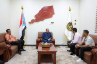 اللواء بن بريك يطًلع على الوضع العام في مطار عدن الدولي