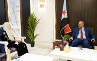 الرئيس الزُبيدي يطّلع على سير العمل بجهاز تسريع استيعاب المانحين