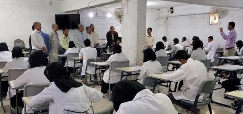 رئيس تنفيذية انتقالي الضالع يدشن الامتحانات النهائية للفصل الدراسي الثاني بجامعة خليج عدن وكلية الازارق