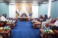 اللواء بن بريك يؤكد على ضرورة تفعيل دور الرقابة على المساعدات المالية