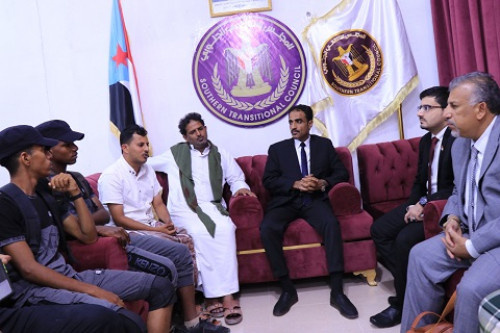 بحضور الجعري.. انتقالي المهرة يُكرّم رحالة نادي قشن الرياضي