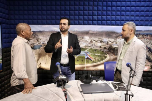 رئيس الهيئة الوطنية للإعلام الجنوبي يزور قطاع الإذاعة والتلفزيون في العاصمة عدن