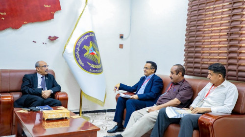 الكثيري يبحث مع رئيس الوحدة التنفيذية لإدارة مخيمات النازحين آليات التعاون والتنسيق المشترك