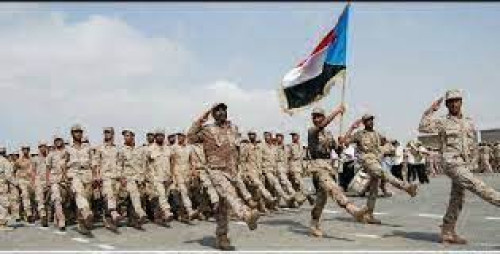 الدائرة المالية للمجلس الانتقالي تدشن صرف مرتبات شهرين للقوات الجنوبية