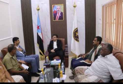الأمانة العامة بالانتقالي تتفقد سير عمل الإدارة الإعلامية والثقافية في تنفيذية انتقالي المهرة 