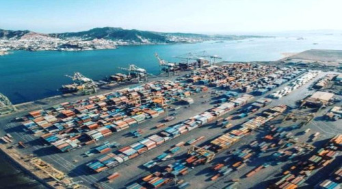 إعلامية ميناء عدن ترد على اشاعات حول تراجع نشاط الميناء