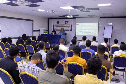 منسقية الانتقالي في كلية التمريض بجامعة حضرموت تنظمُ دورةً صحية في "إدارة الأزمات والكوارث"