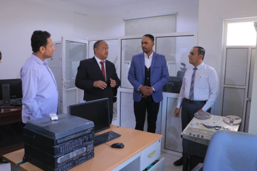 نقابة الصحفيين الجنوبيين تنفذ زيارة إلى إذاعة سيئون وتعلن أسماء اللجنة النقابية بالإذاعة