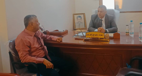 نائب محافظ عدن يزور كلية الإعلام ويلتقي عميدها