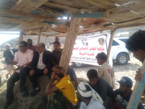 قيادة انتقالي البريقة تتفقد منطقة قعوة غربي المديرية