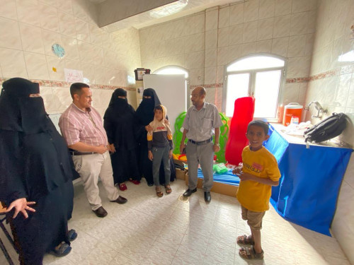 رئيس تنفيذية انتقالي لحج يزور مؤسسة أبرار الخيرية التنموية لأطفال التوحد