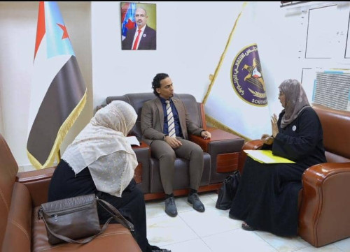 السقاف يلتقي رئيس الاتحاد العام لنساء الجنوب