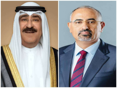 الرئيس الزُبيدي يهنئ أمير دولة الكويت بالعيد الوطني لبلاده