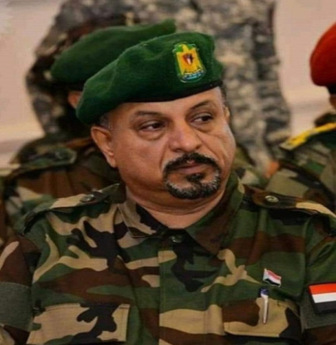  رئيس الدائرة الأمنية للمجلس الانتقالي يُعزَّي الشيخ راجح باكريت