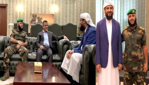 النائب المحرٌمي يلتقي بقائد وحدة حماية الأراضي بالعاصمة عدن