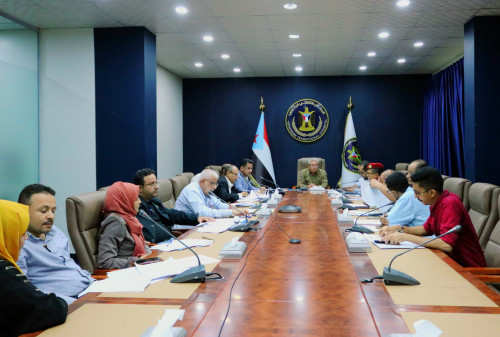 الهيئة السياسية بالانتقالي تعقد اجتماعها الدوري وتثمّن بسالة وتضحيات القوات المسلحة الجنوبية