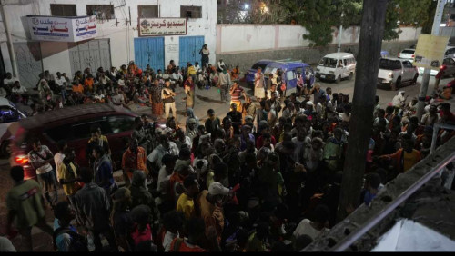 &nbsp;انتقالي العاصمة عدن يدشن توزيع مكرمة الرئيس الزُبيدي الرمضانية لعمال صندوق النظافة