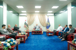 الرئيس الزُبيدي يطّلع على سير العمل في وزارة الاتصالات وتقنية المعلومات